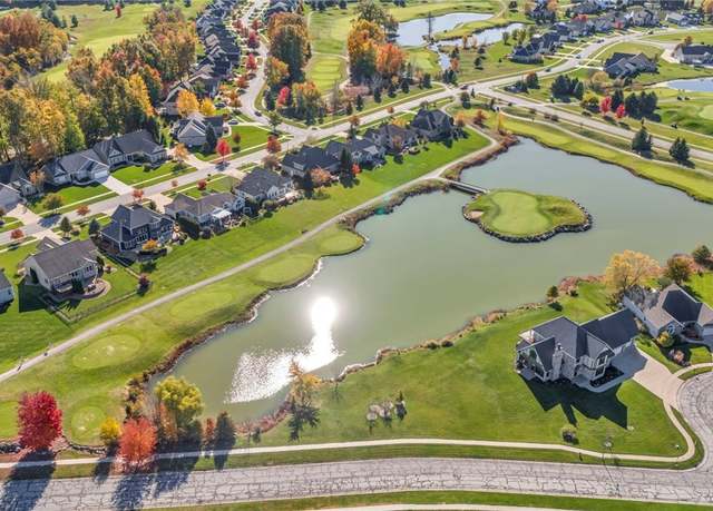 Property at 800 Buckingham Dr, Lagrange, OH 44050