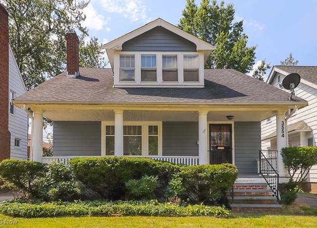 Property at 3554 Raymont Blvd, University Heights, OH 44118, 3 beds, 2 baths