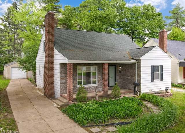 Property at 1945 Stabler Rd, Akron, OH 44313, 3 beds, 1 bath