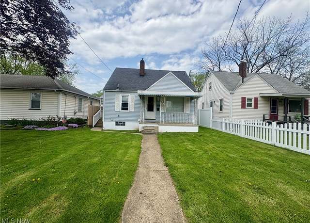 Property at 1627 Sandwith Ave SW, Canton, OH 44706, 3 beds, 1 bath