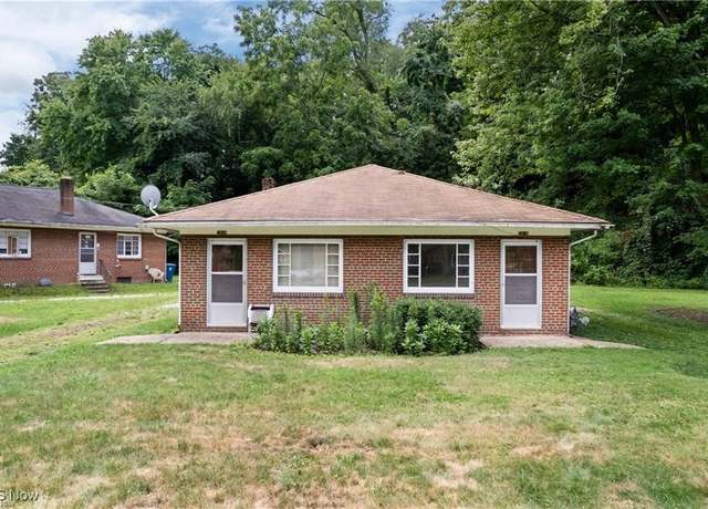 Property at 594 Shook Rd, Coventry, OH 44319, 4 beds, 4 baths