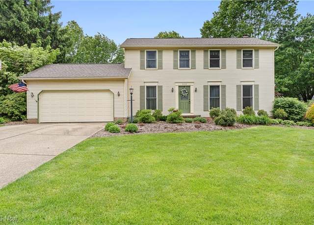 Property at 9852 Hocking St NW, Massillon, OH 44646, 4 beds, 2.5 baths