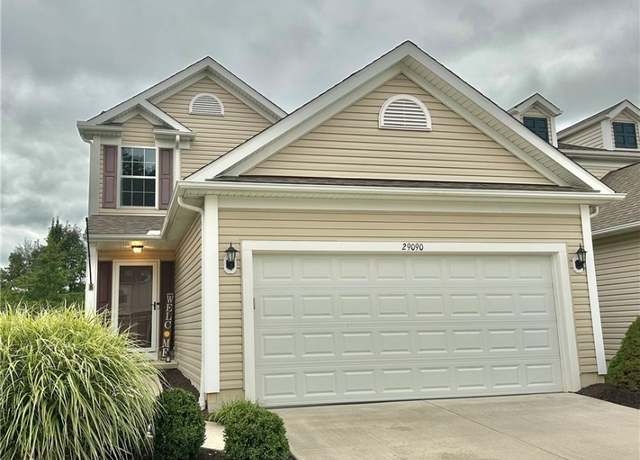 Property at 29090 Pembrooke Blvd, Olmsted Twp, OH 44138, 4 beds, 2.5 baths