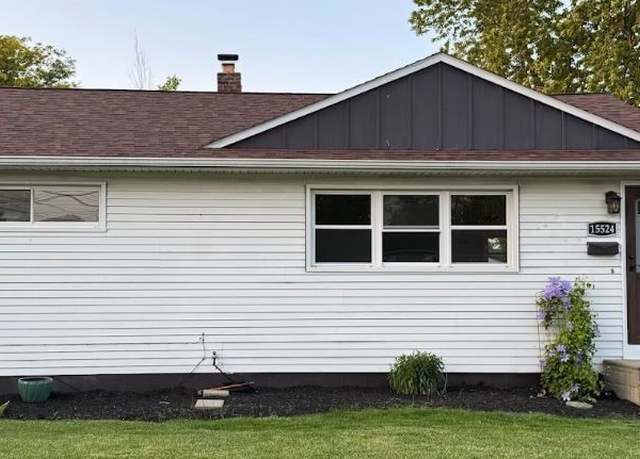 Property at 15524 Fayette Blvd, Brook Park, OH 44142, 3 beds, 2 baths