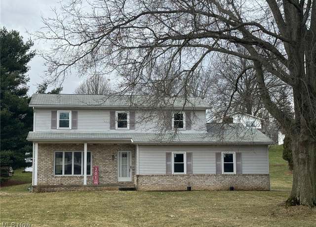 Property at 918 Ashmun Ave, Tallmadge, OH 44278, 4 beds, 2.5 baths