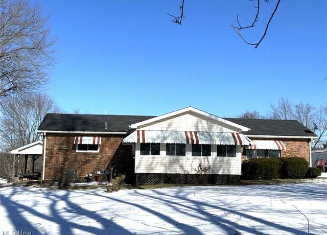 Property at 110 Jessica Ln, Follansbee, WV 26037, 10 beds, 2.5 baths