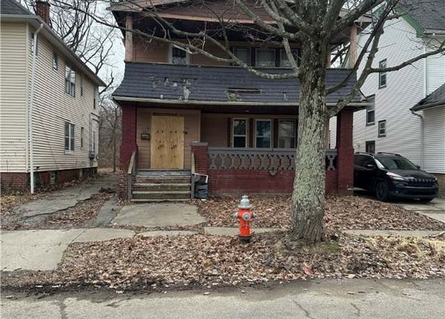 Property at 1980 Nelawood Rd, East Cleveland, OH 44112, 4 beds, 2 baths