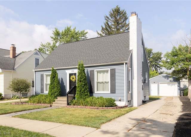Property at 576 S Falmouth Dr, Rocky River, OH 44116, 3 beds, 1.5 baths