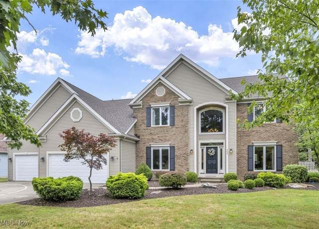 Property at 465 Longspur Rd, Highland Heights, OH 44143, 4 beds, 3.5 baths