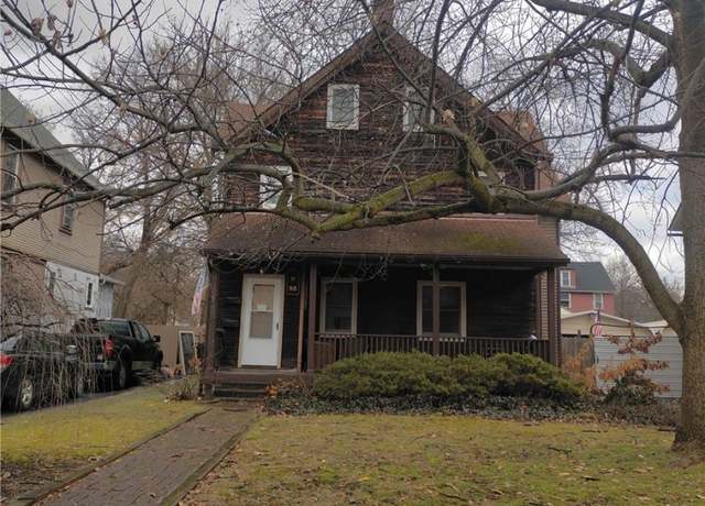Property at 95 Hall St, Akron, OH 44303, 4 beds, 2 baths