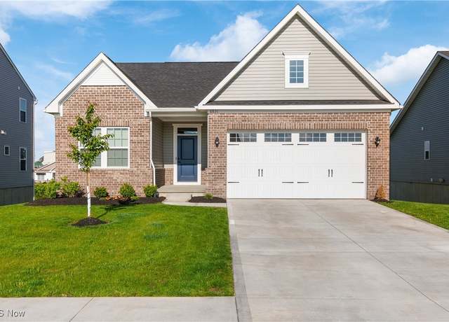 Property at 6831 Harrington Court Ave NE, Canton, OH 44721, 3 beds, 2 baths