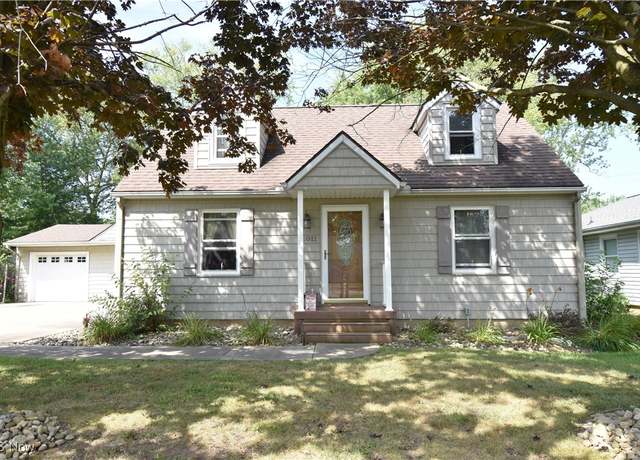 Property at 3011 Avondale Ave, Ashtabula, OH 44004, 4 beds, 1.5 baths
