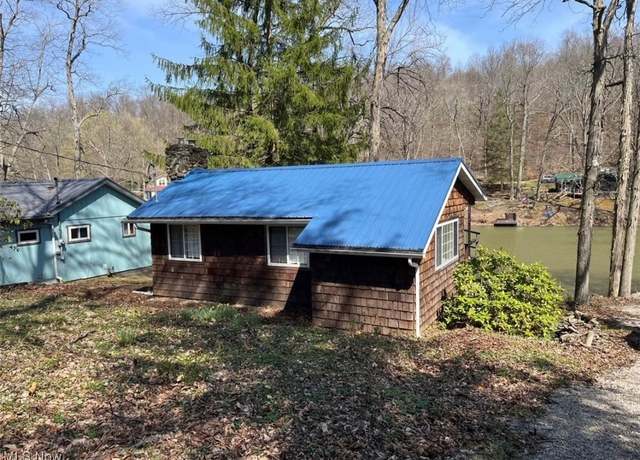 Property at 574 Bramble Rd SW, Carrollton, OH 44615, 1 bed, 1 bath