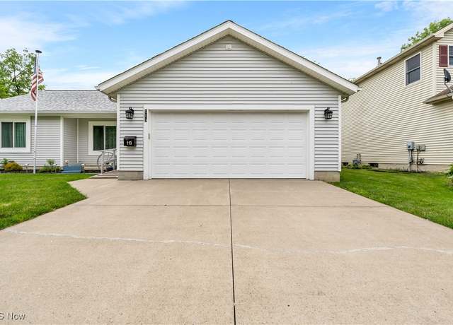 Property at 113 Park St, Wellington, OH 44090, 3 beds, 2 baths
