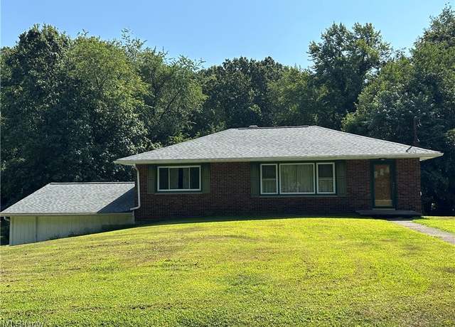 Property at 4385 Rex Lake Dr, New Franklin, OH 44319, 3 beds, 2 baths