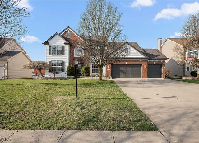 Property at 4995 Barlow Dr, Brunswick, OH 44212, 6 beds, 4.5 baths