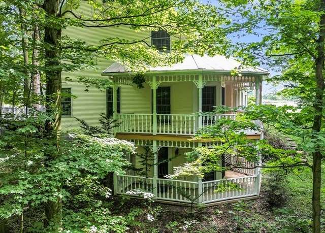 Property at 20765 Quarry Rd, Wellington, OH 44090, 3 beds, 3.5 baths