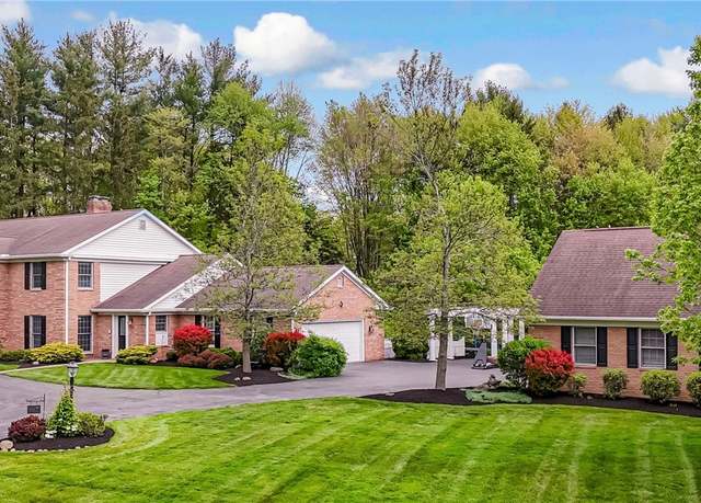 Property at 967 Robinwood Hills Dr, Bath, OH 44333, 7 beds, 6 baths