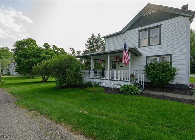 Property at 1177 Isabella Ave NW, North Lawrence, OH 44666, 3 beds, 2 baths