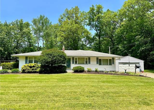 Property at 195 Fairlawn Ave, Niles, OH 44446, 3 beds, 3 baths