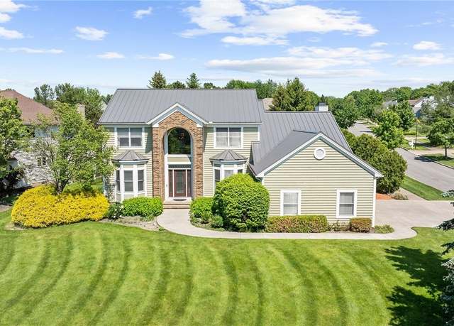 Property at 35 W Orange Hill Cir, Chagrin Falls, OH 44022, 6 beds, 4 baths
