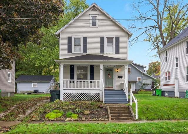 Property at 272 W Washington St, Alliance, OH 44601, 2 beds, 1.5 baths