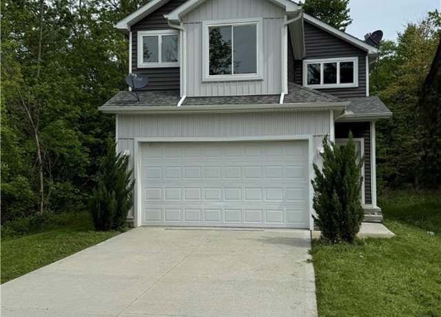 Property at 990 East Blvd, Aurora, OH 44202, 3 beds, 2.5 baths