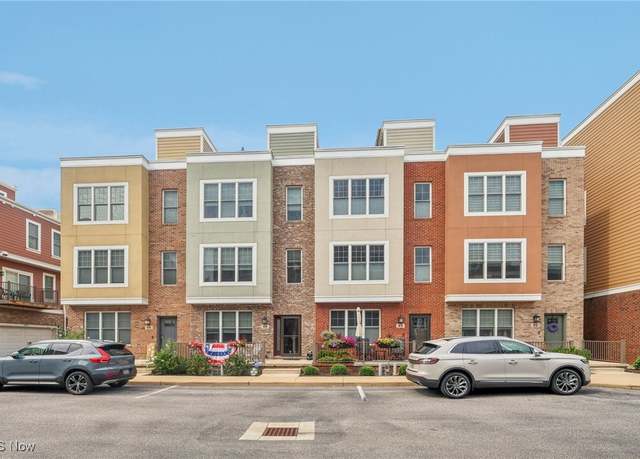 Property at 23 Mckinley Pl, Lakewood, OH 44107, 2 beds, 2.5 baths