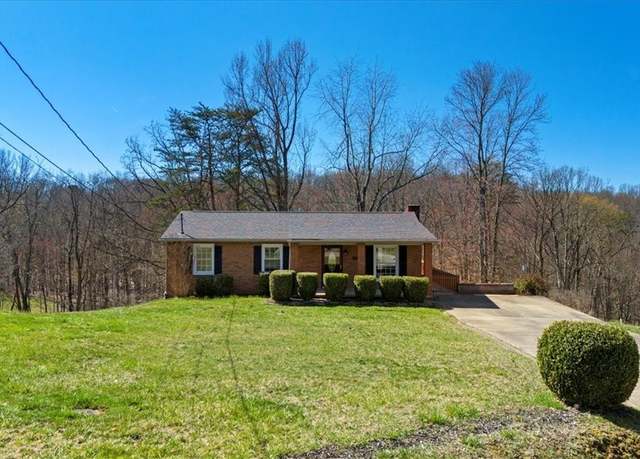 Property at 89 Wood Cir, Parkersburg, WV 26104, 3 beds, 2 baths