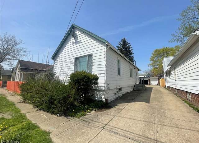 Property at 3532 Carlyle Ave, Cleveland, OH 44109, 4 beds, 1.5 baths
