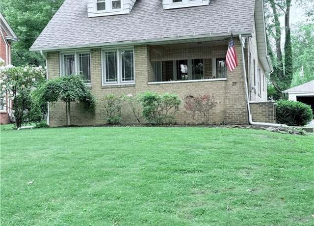 Property at 25 Water St, Poland, OH 44514, 4 beds, 1.5 baths