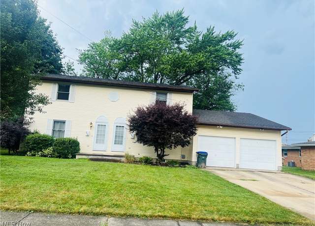 Property at 3342 Lloyd St, Cuyahoga Falls, OH 44221, 4 beds, 3 baths