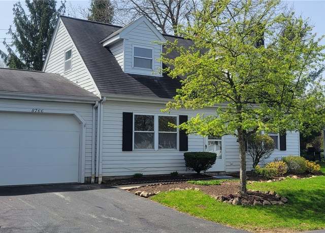 Property at 8766 Eastbrook Cir, Chagrin Falls, OH 44023, 3 beds, 2 baths