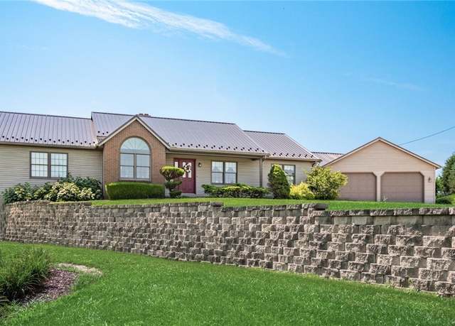 Property at 2630 Lawhead Ln, Zanesville, OH 43701, 2 beds, 2.5 baths