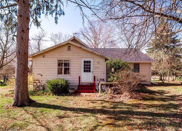 Property at 35400 Chestnut Ridge Rd, North Ridgeville, OH 44039, 4 beds, 1.5 baths