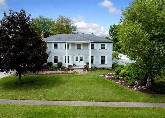 Property at 115 Windbrook Dr, Elyria, OH 44035, 4 beds, 2.5 baths