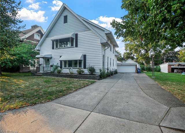Property at 13532 Elbur Ln, Lakewood, OH 44107, 6 beds, 3 baths