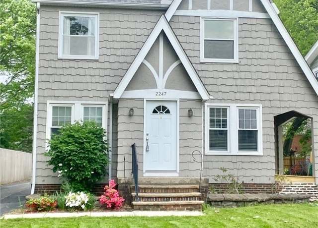 Property at 2247 Barrington Rd, University Heights, OH 44118, 3 beds, 1.5 baths
