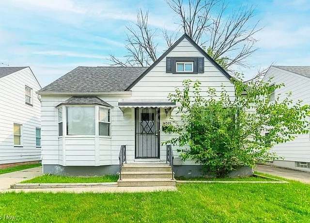 Property at 14315 Tokay Ave, Maple Heights, OH 44137, 3 beds, 1 bath