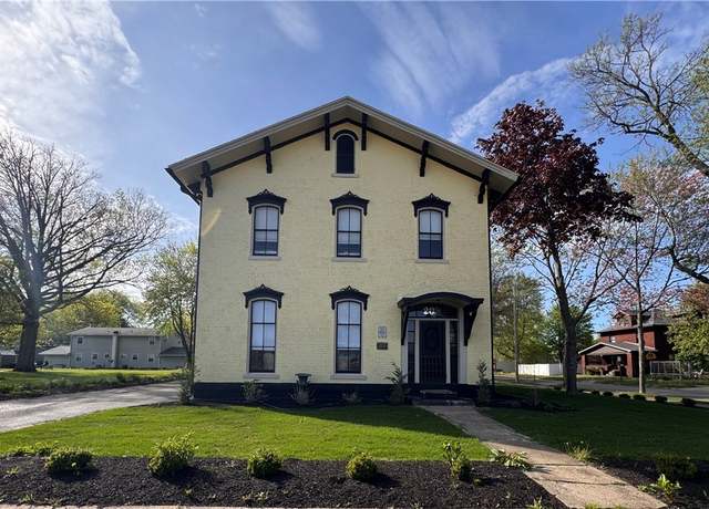 Property at 203 W 6th St, Dover, OH 44622, 5 beds, 3 baths