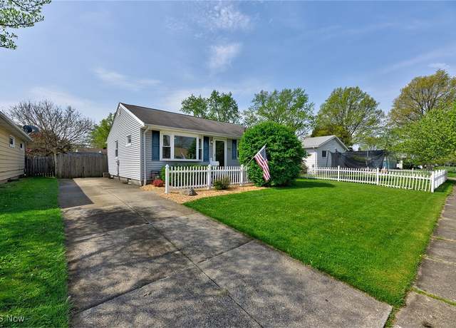 Property at 712 Alameda Ave, Cuyahoga Falls, OH 44221, 2 beds, 2 baths
