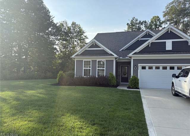 Property at 7807 Hunting Lake Dr, Concord, OH 44077, 2 beds, 2 baths