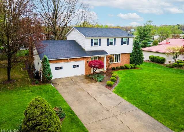 Property at 3033 Shalisma Dr, Youngstown, OH 44509, 3 beds, 2.5 baths
