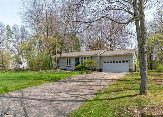 Property at 2483 Amelia Dr, Richfield, OH 44286, 3 beds, 1.5 baths