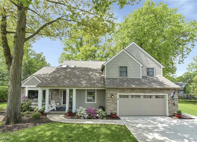 Property at 236 Seaward Way, Avon Lake, OH 44012, 4 beds, 3.5 baths