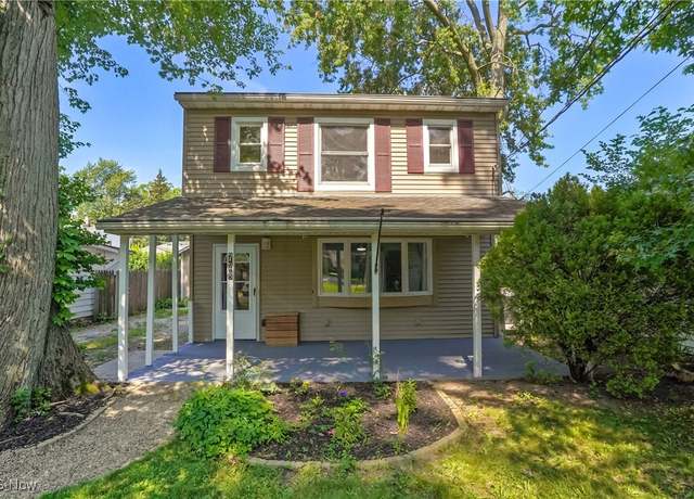 Property at 728 E 343rd St, Eastlake, OH 44095, 4 beds, 2 baths