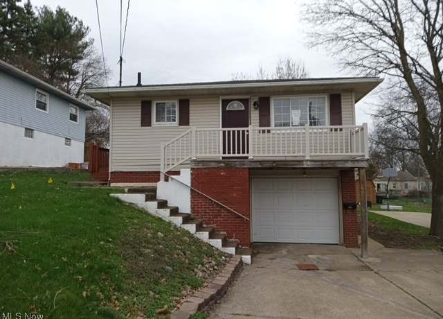 Property at 3667 Louise St, Mogadore, OH 44260, 3 beds, 1.5 baths