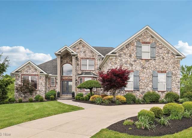 Property at 1917 Rock Crk, Akron, OH 44333, 5 beds, 5.5 baths