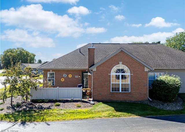 Property at 4356 Hunters Chase Ln, Wooster, OH 44691, 2 beds, 2 baths