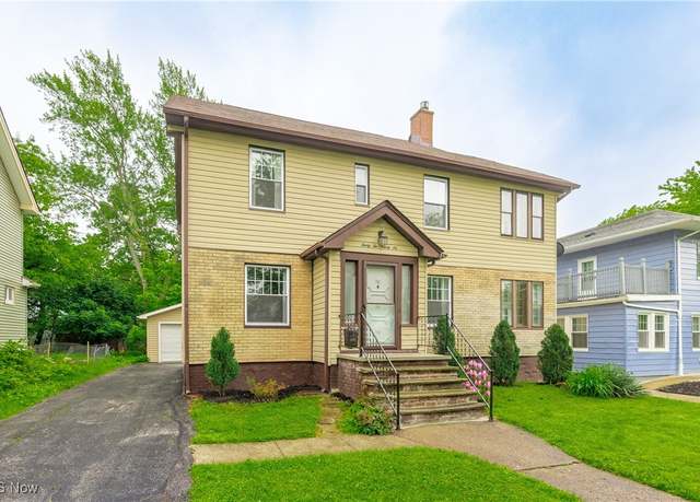 Property at 3296 Berkeley Rd, Cleveland Heights, OH 44118, 4 beds, 2.5 baths